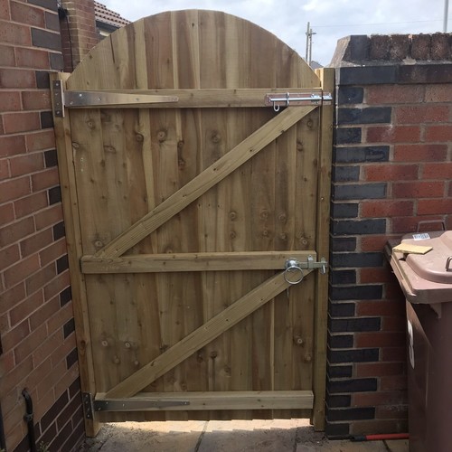 gate